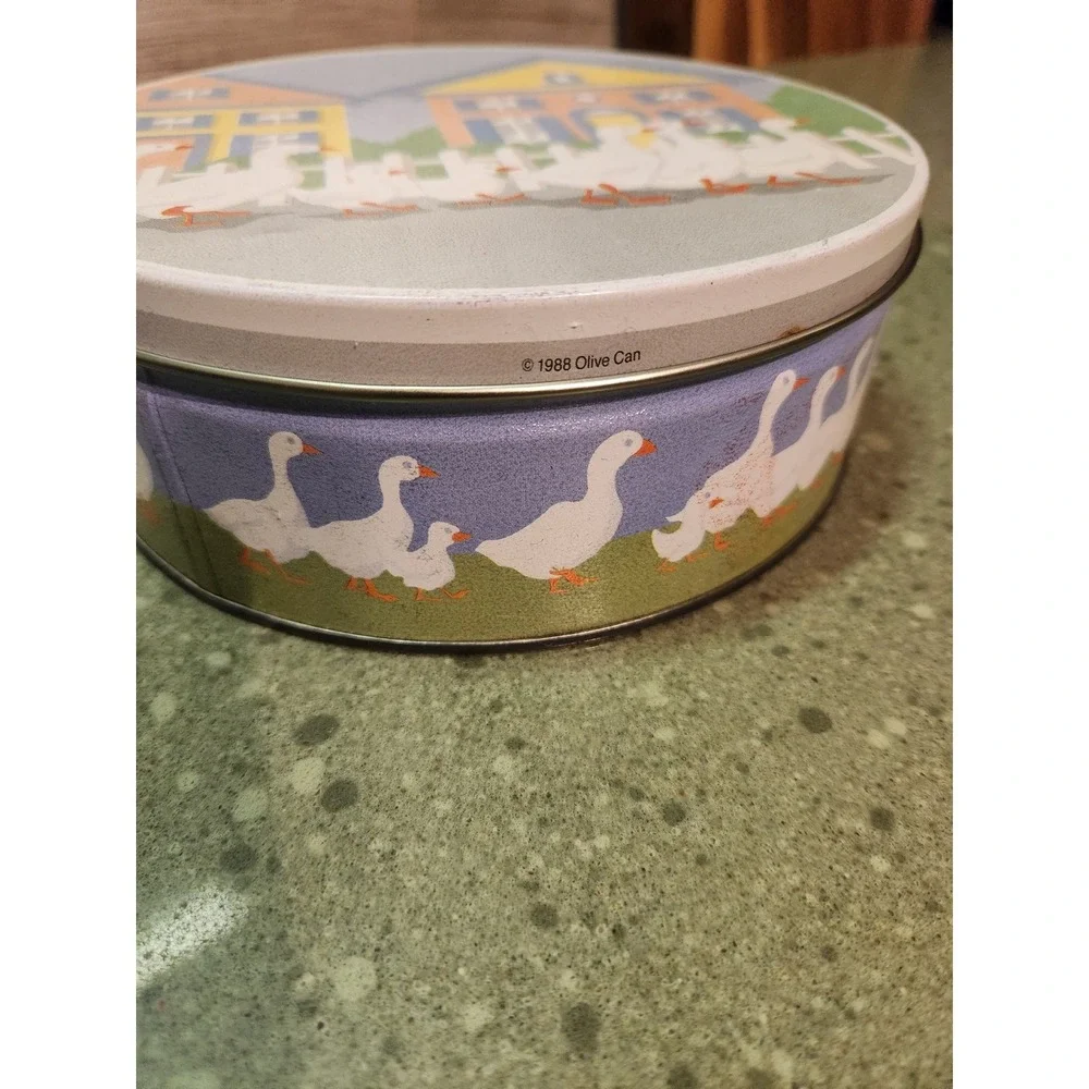 VTG 1980s Country Goose Round Tin